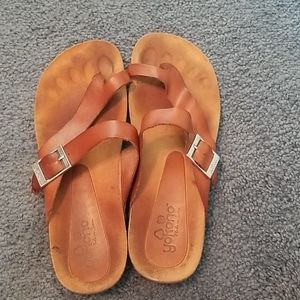 Sandal